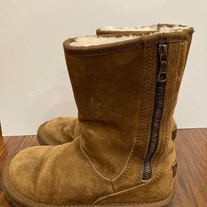 UGG Boots Women Size 5 Brown with Side Zipper